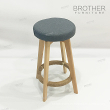 Descuento producto home breakfast bar chair con reposapiés